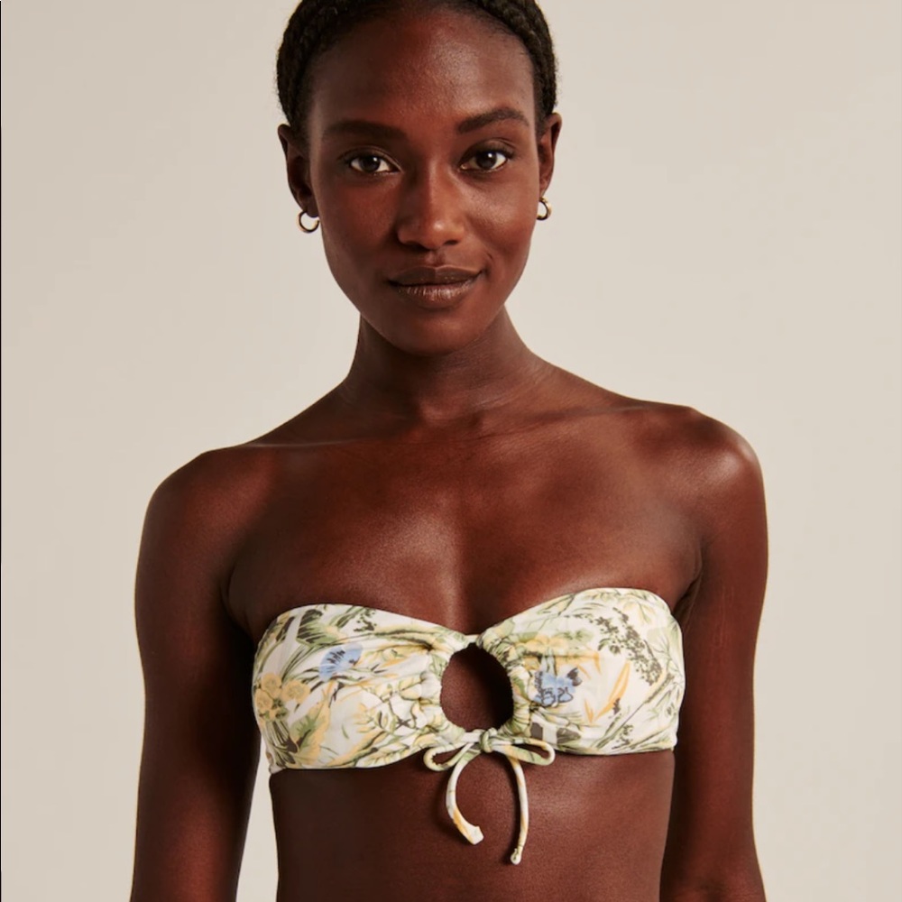 NWT ABERCROMBIE BIKINI SET